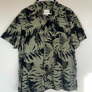 American Eagle Tropical Print Button-Up Shirt Mens Short Sleeve